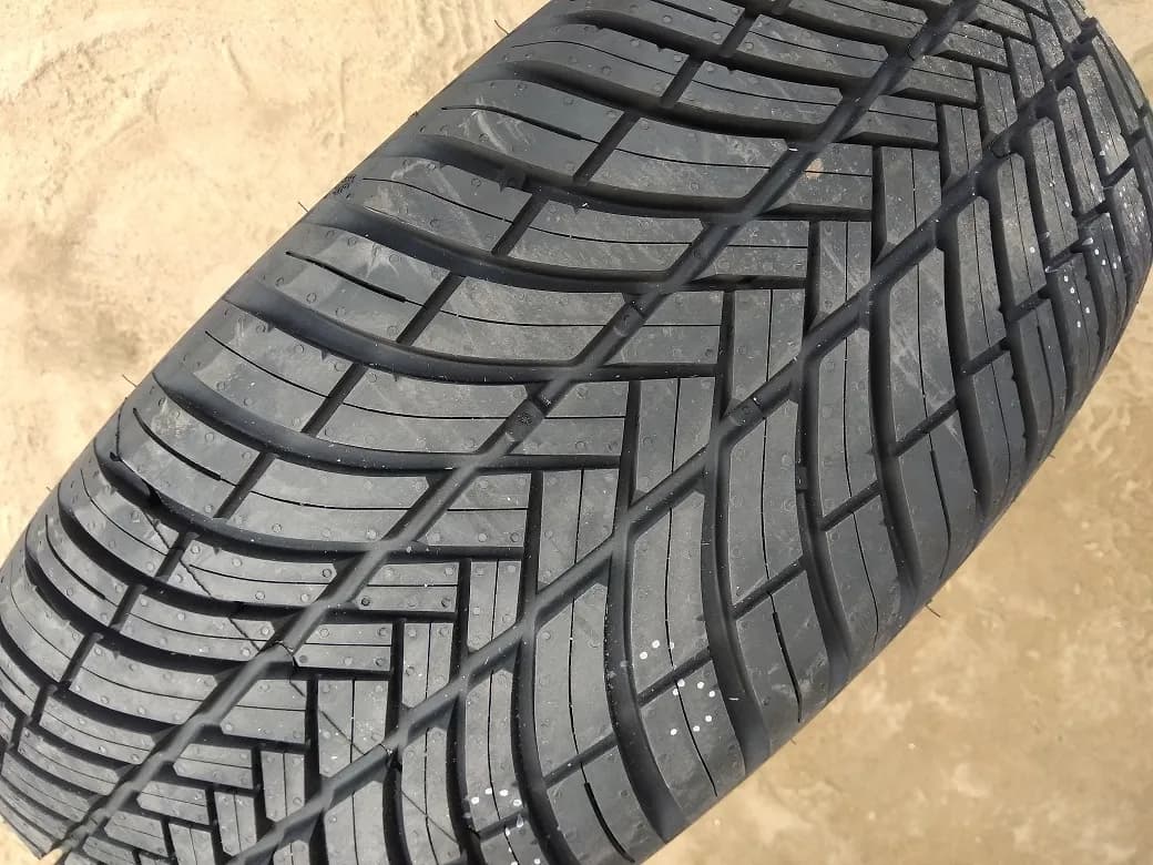 Co to znaczy all season opony? Poznaj zalety i zastosowanie